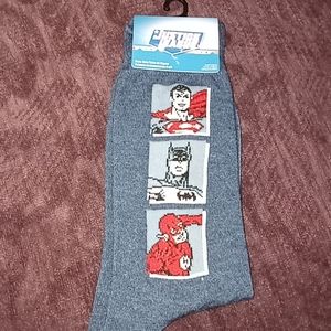 JUSTICE LEAGUE OLD SCHOOL SOCKS
